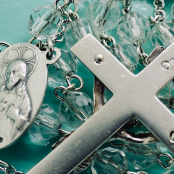 Sterling Silver and Crystal 39 Grams 22 1/2" Rosary - Picture 14 of 15